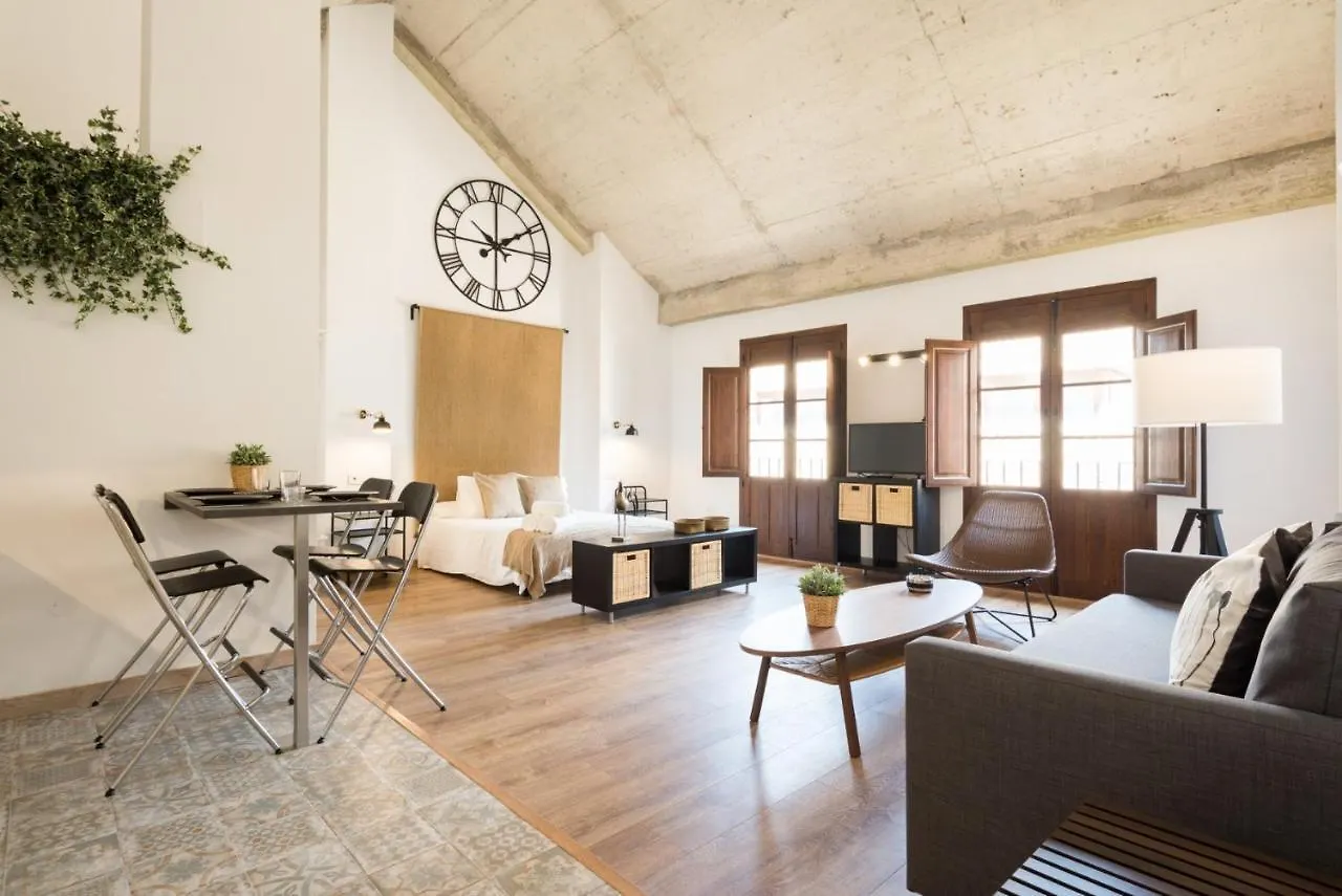 Santiago Premium Loft IIIs kontakt